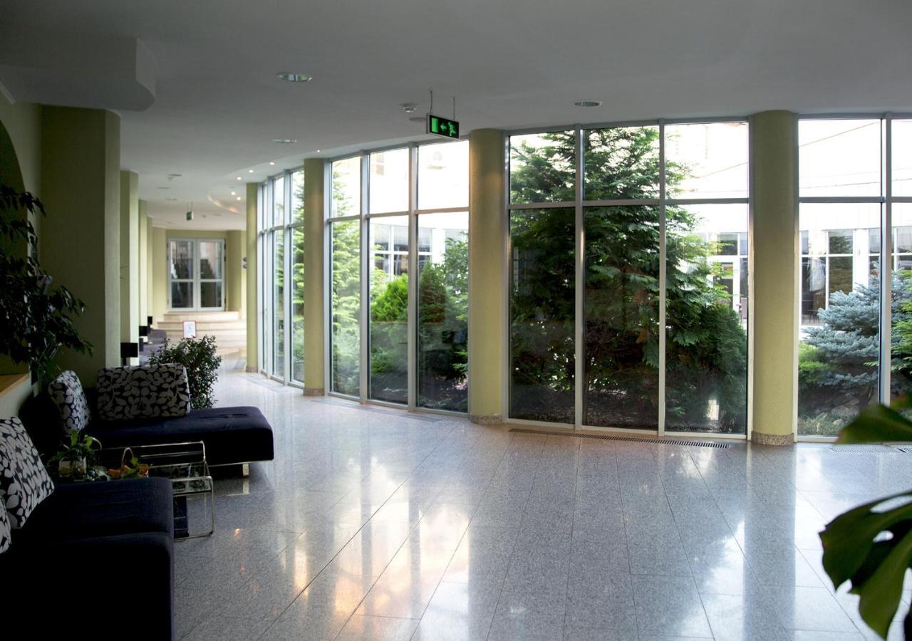 Hotel Atrium Тиргу-Секуєск Екстер'єр фото